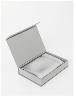 Heritage-Luxe-Silk-Pillowcases-Silver on sale