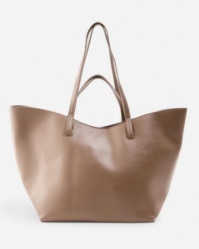 Curved-Tote-Bag on sale