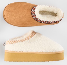 Sheepskin-Scuffs on sale