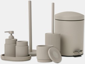 Vue+Hudson+Bathroom+Accessories