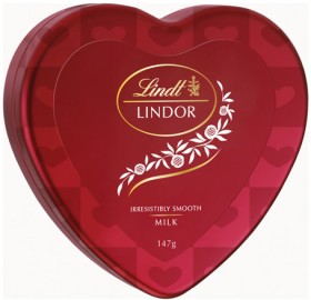 Lindt-Lindor-Chocolate-Heart-Tin-147g on sale