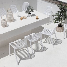 Devon+Outdoor+Chair+by+Pillow+Talk