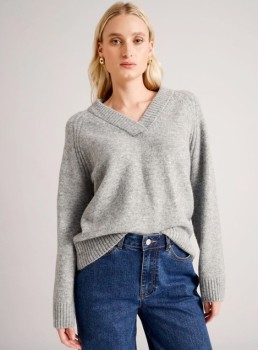 Basque+Women%26%23039%3Bs+Knitwear%2A+-+Grey