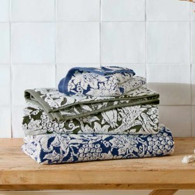 Sunflower-Bath-Towel on sale