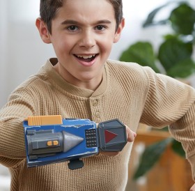 Star-Wars-The-Mandalorian-Dual-Attack-Gauntlet-Assorted on sale