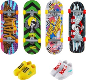 Hot+Wheels+Skate+Fingerboards+%26amp%3B+Skate+Shoes+Multipack+-+Assorted