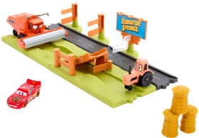 Disney+Cars+Frank+Escape+%26amp%3B+Stunt+Playset