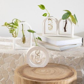 Eddie+Vase+by+M.U.S.E.