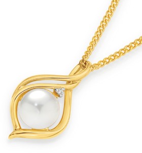 9ct-Gold-Cultured-Freshwater-Pearl-Diamond-Pendant on sale