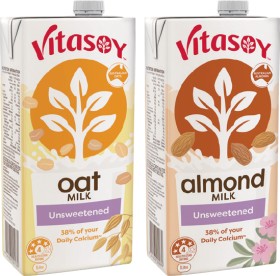 Vitasoy+Almond+Milk%2C+Oat+Milk+or+Soy+Milky+1+Litre+Selected+Varieties