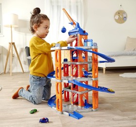 Majorette+Motor+Lift+Centre+%2B5+Cars