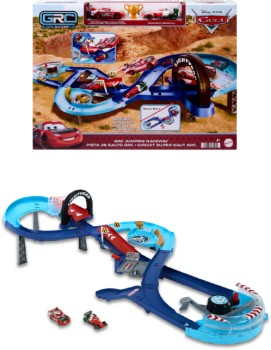 Disney+Cars+Radiator+Springs+Race+%26amp%3B+Rescue+Fire+Fighting+Red+%26amp%3B+Guido+%26amp%3B+Accessories