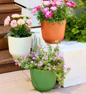 Gardenista+Recycled+Planter+Pot