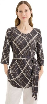 Yarra-Trail-Controllo-Top on sale