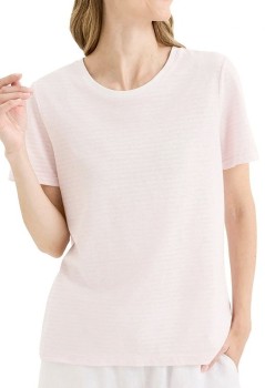 Yarra+Trail+Ridge+Tee+in+Bloom+and+White
