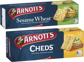 Arnott%26%23039%3Bs+Cheds+or+Sesame+Wheat+Crackers+250g