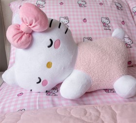 Hello+Kitty+Sleeping+Cushion