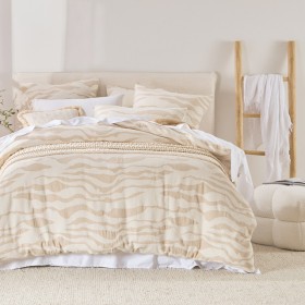 Shoreline+Quilt+Cover+Set+by+Habitat