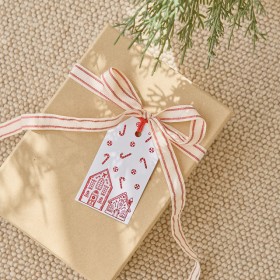 Gingerbread+Village+Christmas+Gift+Tag+10+Pack+by+Pillow+Talk