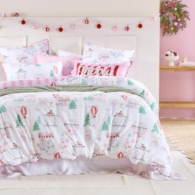 Petite+Ville+Christmas+Quilt+Cover+Set+by+Pillow+Talk