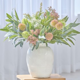 Single+Allium+Stem+by+M.U.S.E.