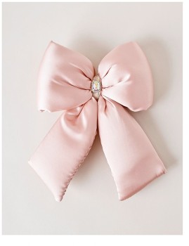 Myer-Giftorium-Luxe-Oversized-Plush-Pink-Bow-Clip-with-Gem on sale