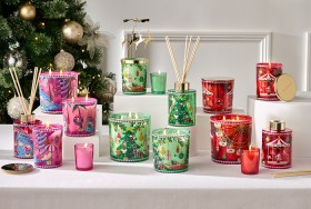 Love+Anna+X+by+Maxwell+%26amp%3B+Williams+Festive+Down+Under+Candles+and+Diffusers