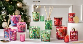 Love-Anna-X-by-Maxwell-Williams-Festive-Down-Under-Candles-and-Diffusers on sale