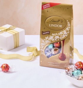 Lindt-Lindor-Limited-Edition-Bag-309g on sale