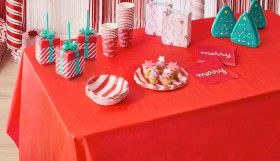 Red+Heavy+Duty+Reusable+Tablecover