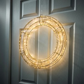 Low+Voltage+LED+Light+Up+Wire+Wreath