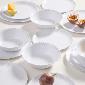 Sundays+Maisie+Scallop+Melamine+Outdoor+Dinnerware+by+Pillow+Talk