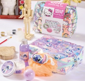 Hello+Kitty+Bag+or+Stitch+Cosmetic+Bag
