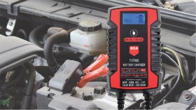 SCA+6%2F12V+3%2F6A+Intelligent+Battery+Charger