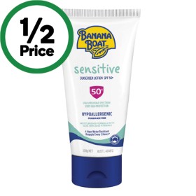 Banana+Boat+SPF+50%2B+Sensitive+Sunscreen+Lotion+200g%5E