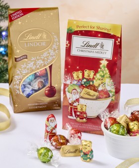 Lindt+Christmas+Medley+Bag+288g+or+Lindor+Limited+Edition+Pouch+309g