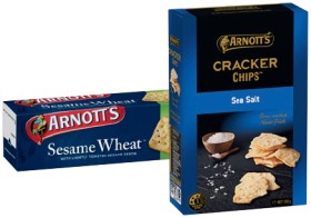 Arnott%26rsquo%3Bs+Crackers%2C+Cracker+Chips+or+Flatbread+Dippers+90%E2%80%91250g+Selected+Varieties