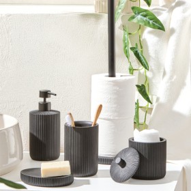 Harlow+Ribbed+Bathroom+Accessories+by+Habitat