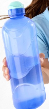 1L+Twist+Top+Bottle+-+Blue