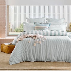 Beauford-Reverisble-Linen-Quilt-Cover on sale