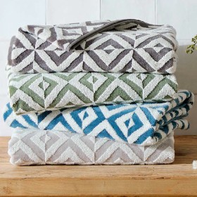 Hampton-Towel on sale