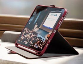 Cygnett+Slimline+TekView+Case+iPad+A16%2F10th+Gen+Cherry