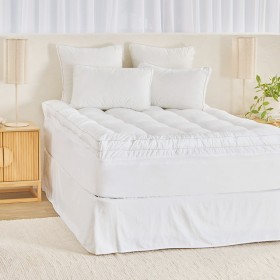 Hotel+%26amp%3B+Home+Superior+2200gsm+Mattress+Topper+by+Hilton