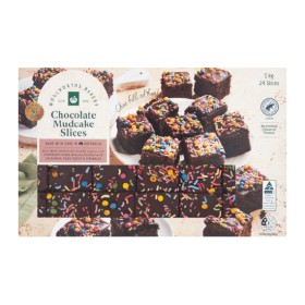 Woolworths+Hand+Finished+Vanilla+or+Chocolate+Mudcake+Slice+Varieties+Pk+24