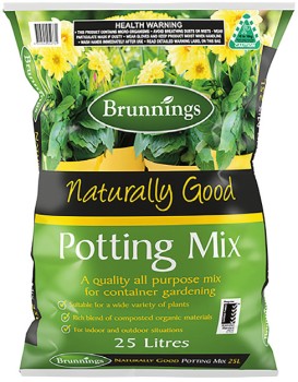 Brunnings-Potting-Mix-Mulch-or-Garden-Compost-25-Litre-Selected-Varieties on sale