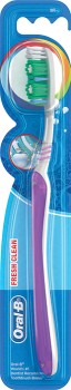 Oral-B-Toothbrush-Fresh-Clean-Soft on sale