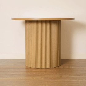 Ribbed+Dining+Table