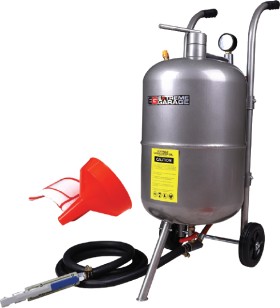 Extreme-Garage-38L-Portable-Sandblaster-Tank on sale
