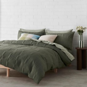 Vue-Hunter-Quilted-Quilt-Cover-Set on sale