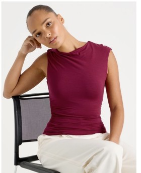 Blaq-Jersey-Top-Rouge on sale